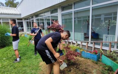 Ekolozi aktivni u uređenju školskog okoliša