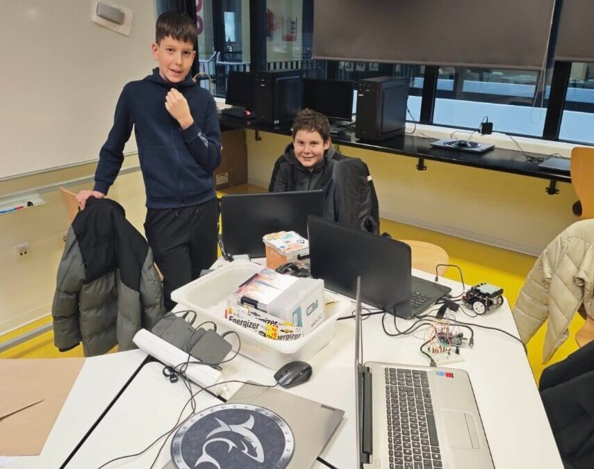 Borna Tuškanac i Adian Pašić odlični na županijskoj razini Robokupa!